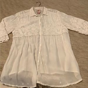 Johnny Was light cream 3/4 sleeve top, size 2x